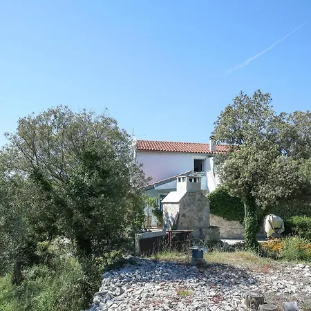 Iris Apartmán Božava